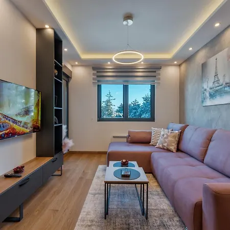 Mount La Boheme شقة *