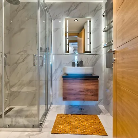 Mount La Boheme דירה זלאטיבור