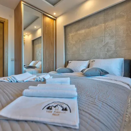 דירה Mount La Boheme