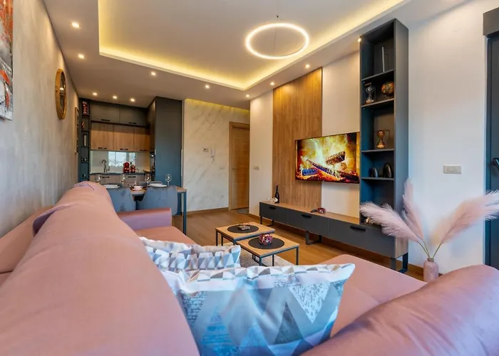 Mount La Boheme شقة